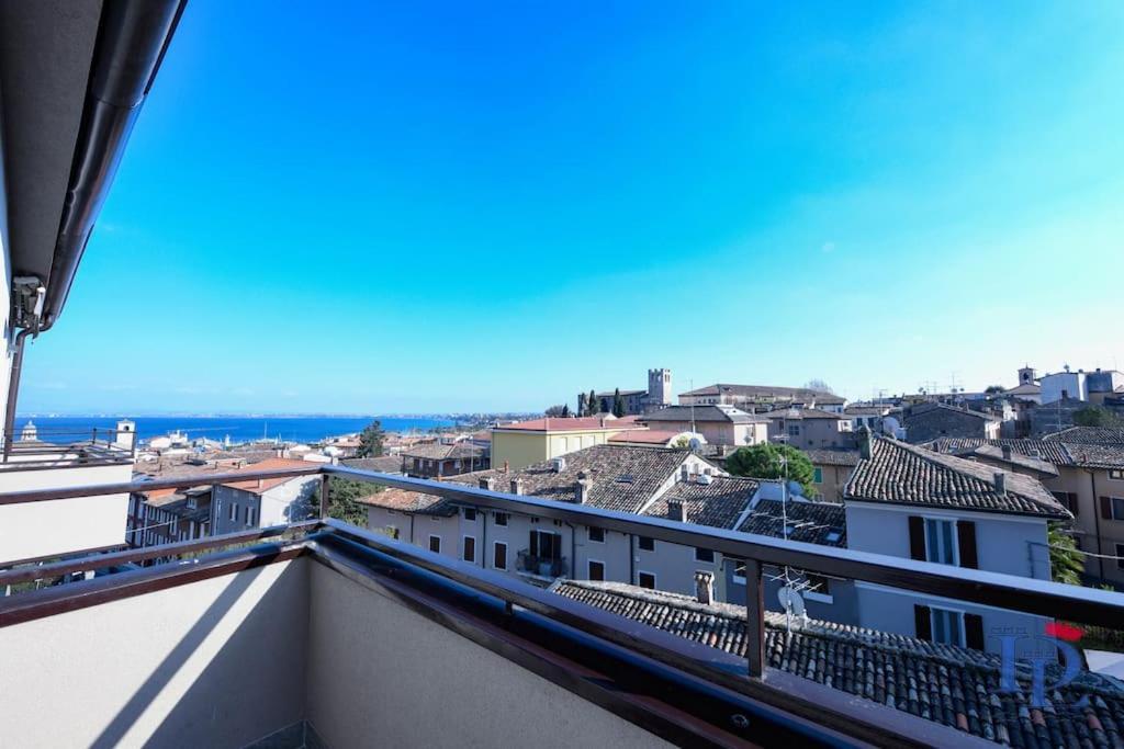 Desenzanoloft Official Partner Marriott Homes & Villas - Jack'S Penthouse Desenzano del Garda Exterior photo