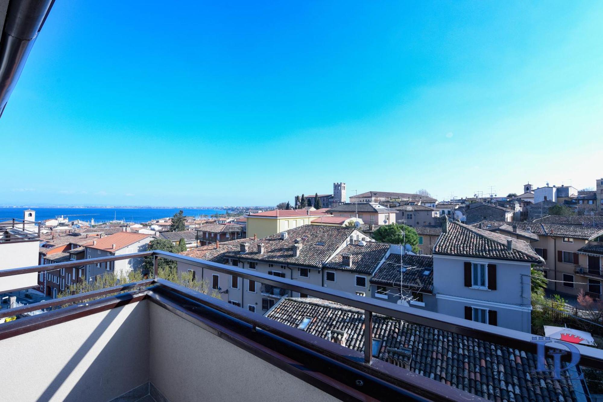 Desenzanoloft Official Partner Marriott Homes & Villas - Jack'S Penthouse Desenzano del Garda Exterior photo